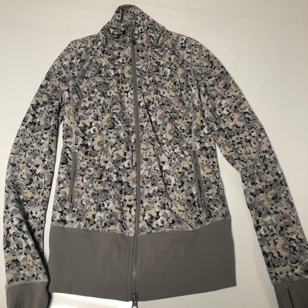 Lululemon Women's Zip-up